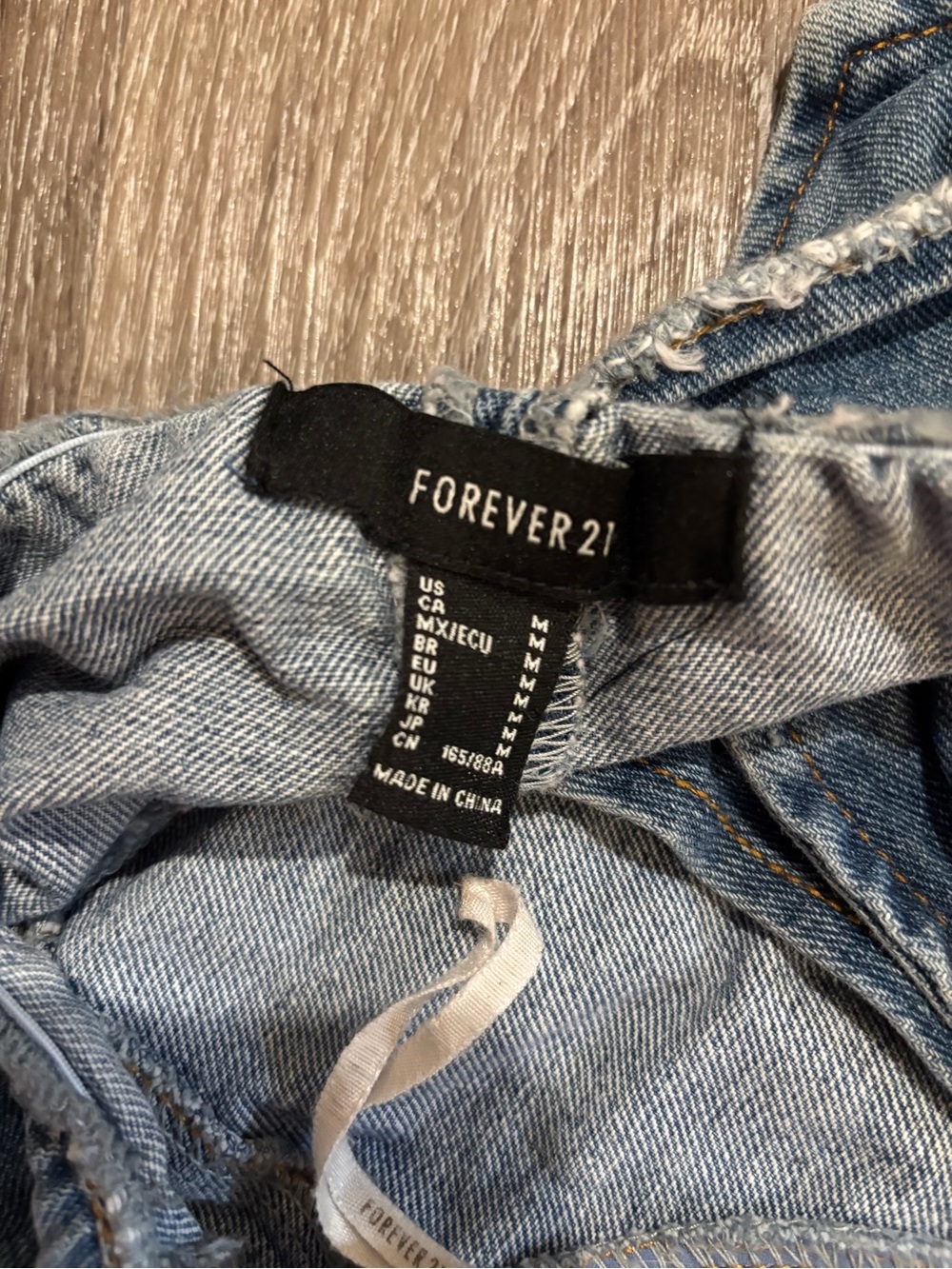Forever 21 Light Blue Denim Halter Button-Front Crop Top - Picture 3 of 3